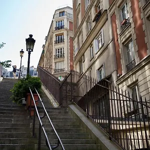 Apartment Duplex De Charme Au Coeur De Montmartre