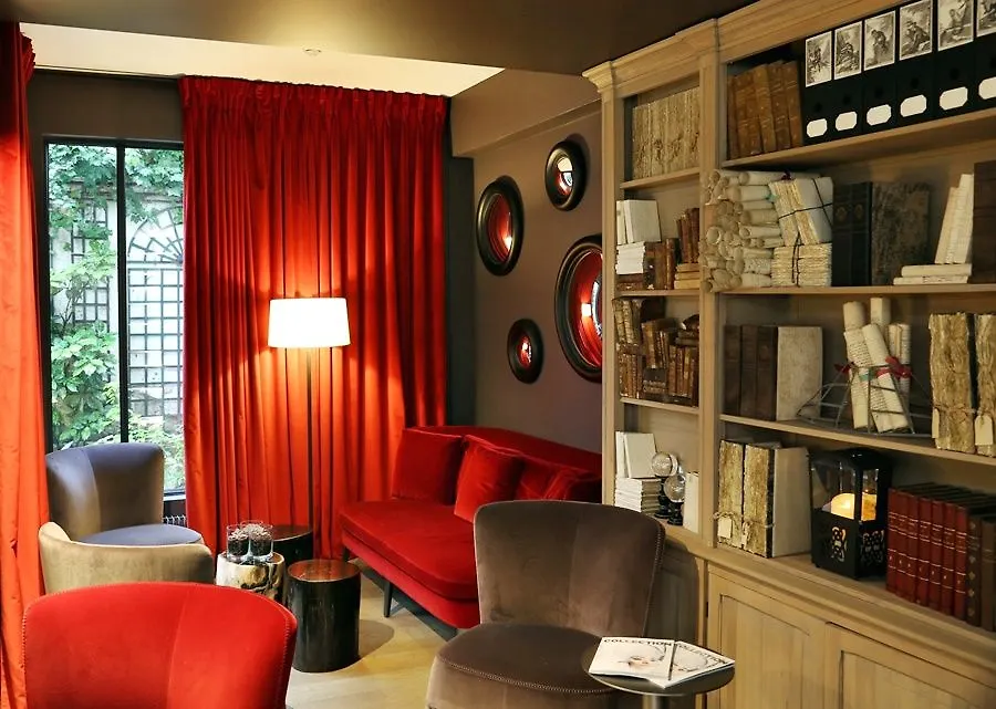 ****  Hotel Moliere Paris France